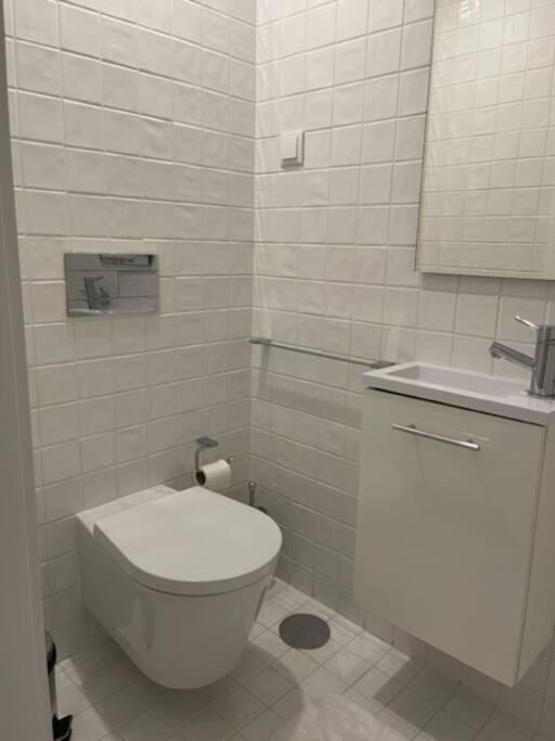 Modern 1 Bedroom City Center Aveiro Apartment Luaran gambar